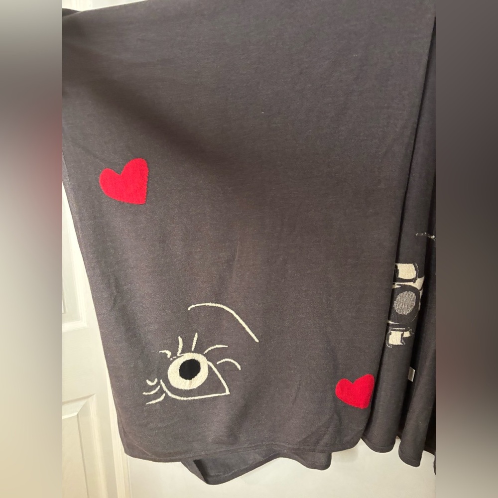 Eric Alexandre Gray Poncho - Picture 4 of 10